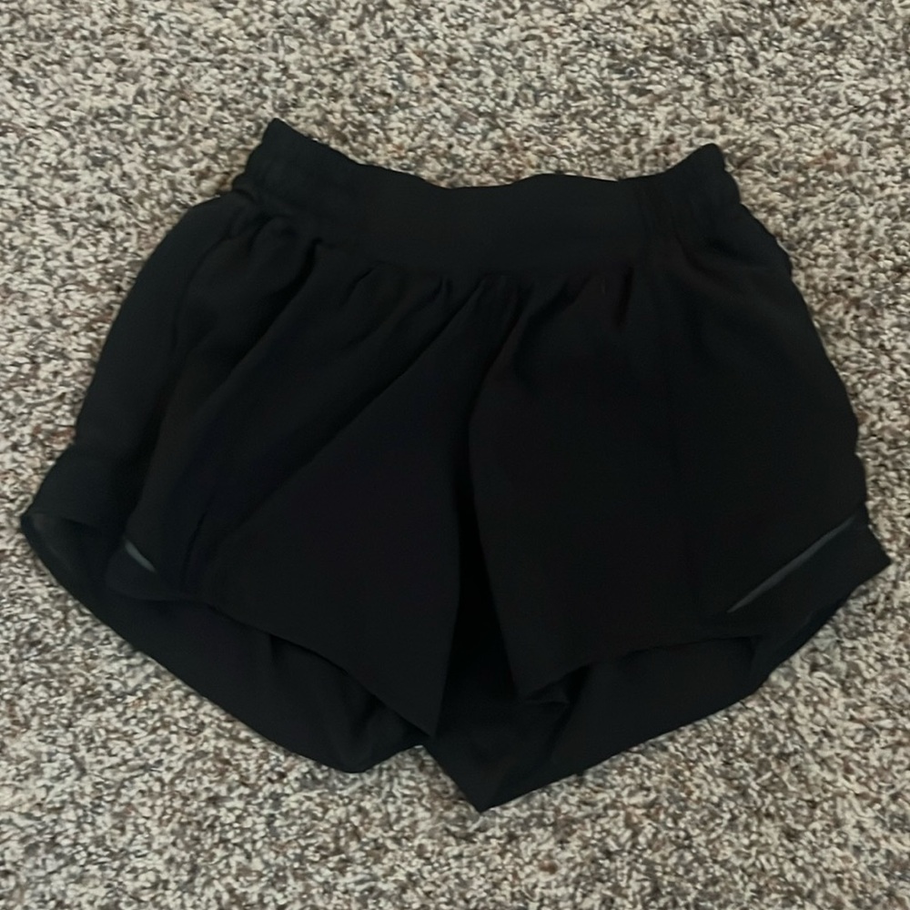 Lululemon Black Hotty Hot Low-Rise Lined Short 4"